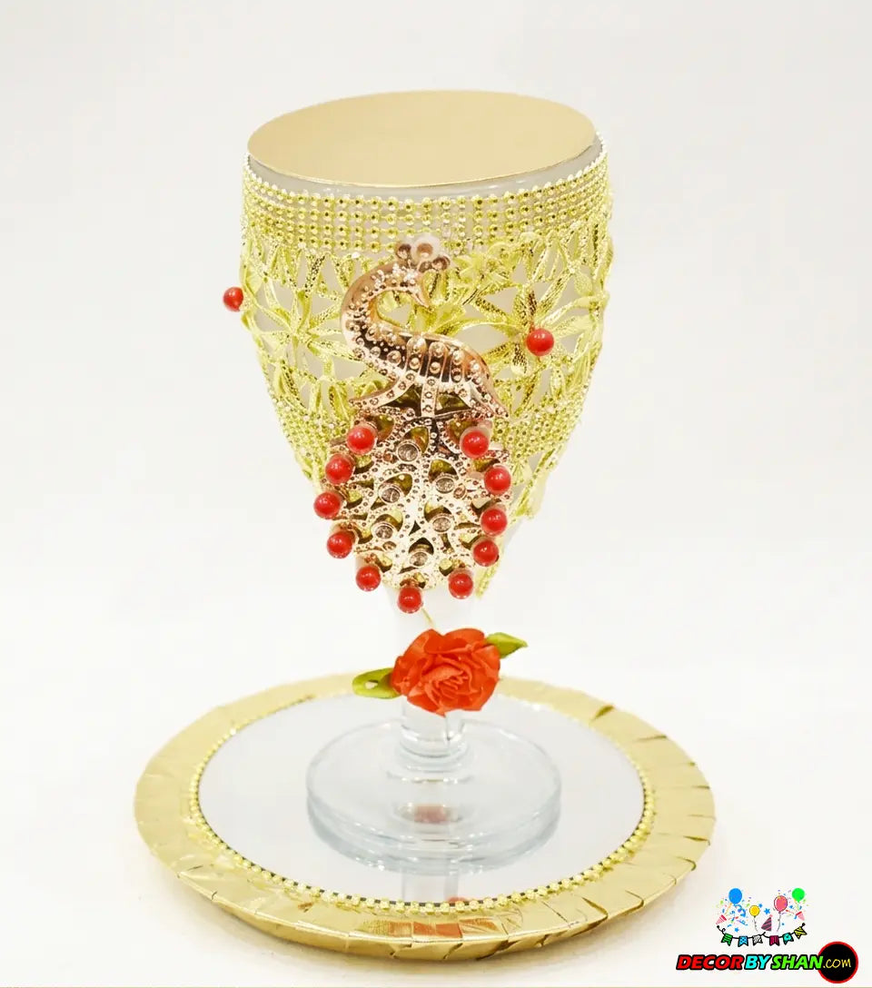 Doodh Pilai Glass