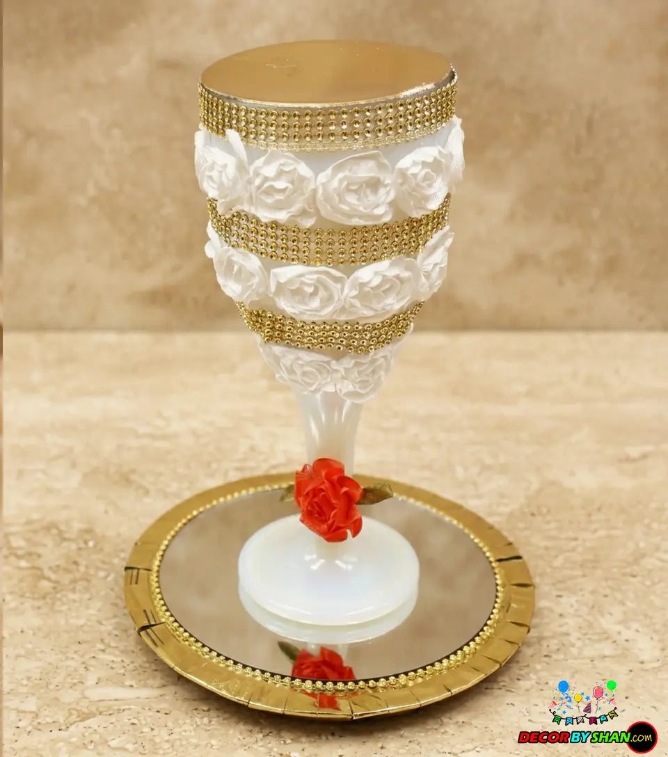 Doodh Pilai Glass