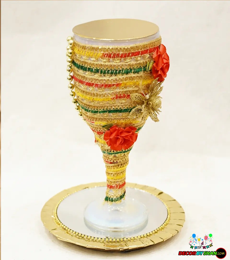 Doodh Pilai Glass