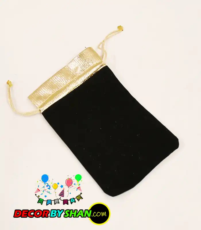 Bid Theeli Welvet Golden Border 50Pcs/Pack